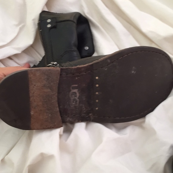 UGG Moto Boot - Picture 10 of 10